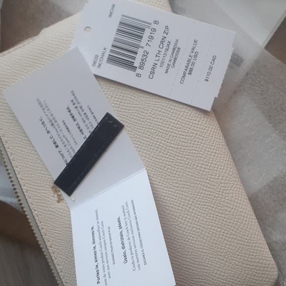 Coach wristlet - Picture 5 of 11